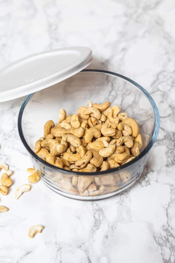 Vegan Cultured Cashew Cheese Spread without Nutritional Yeast